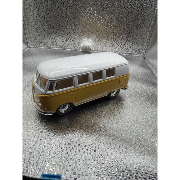 Kinsmart Other - 5" Kinsmart Classic 1962 Volkswagen Bus Van Plastic Model Toy 1:32 VW- Yellow